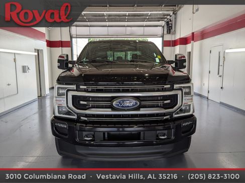 Used 2022 Ford F250 Platinum AWD/4WD image 6