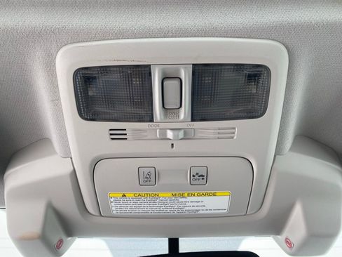 Used 2015 Subaru Forester 2.5i Limited image 20