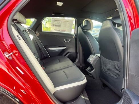 New 2025 Kia K4 GT-Line Turbo w/ GT-Line Premium Package FWD image 21