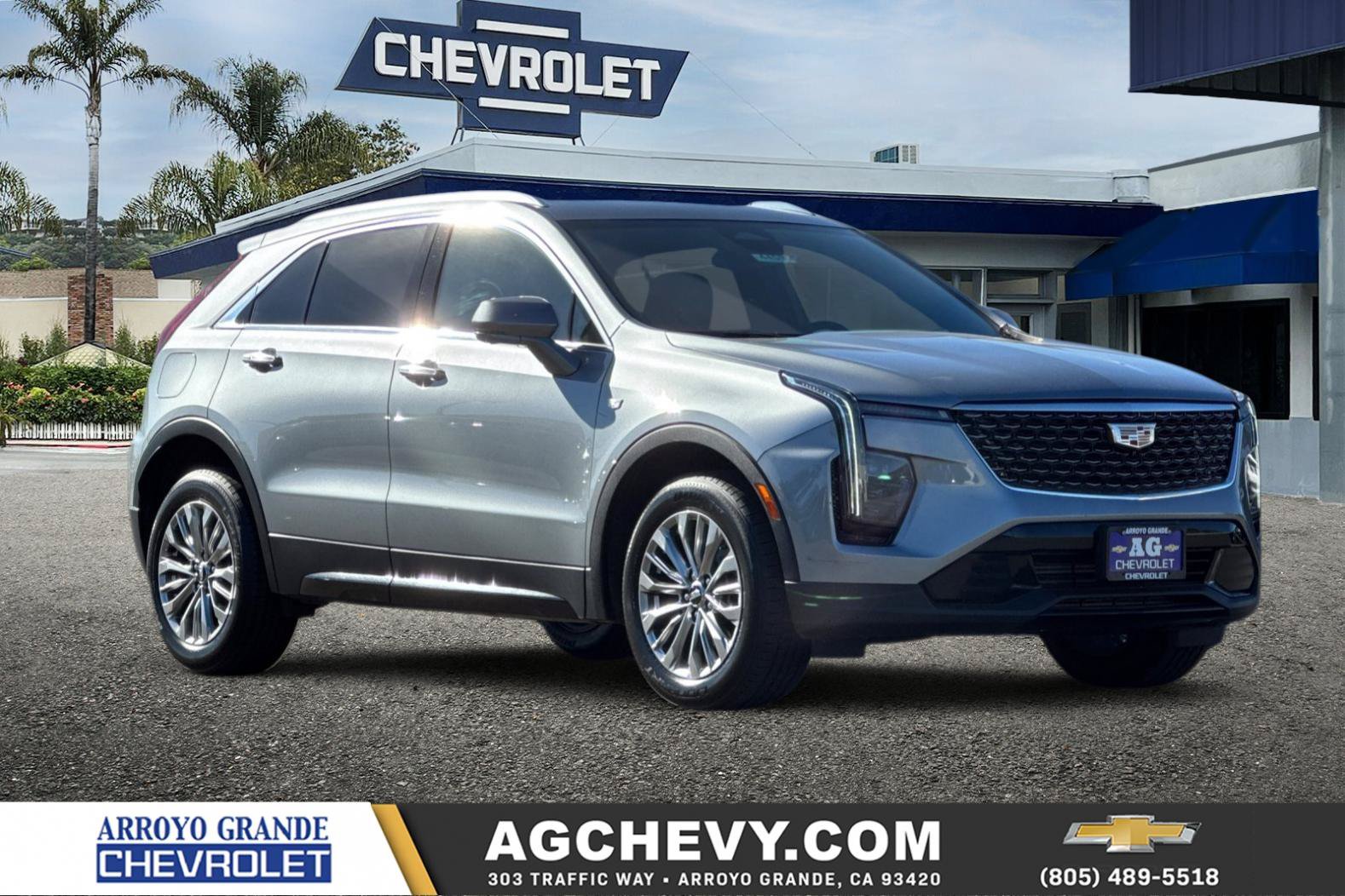 Used 2025 Cadillac XT4 Premium Luxury FWD image 1