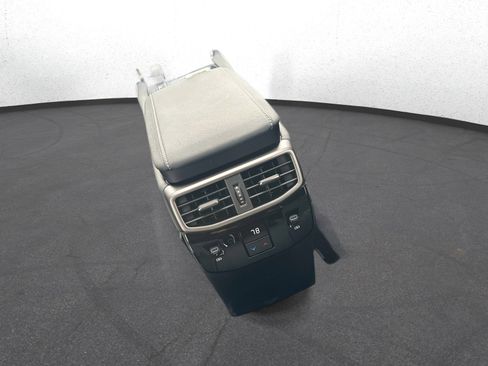 Certified 2025 Lexus RX 350 Premium w/ Accessory Package (Z1) image 17