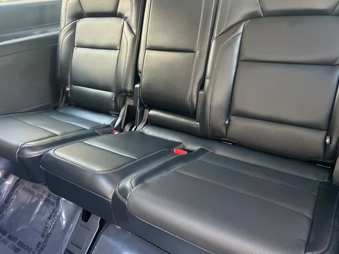 Certified 2025 Lincoln Navigator L Reserve AWD/4WD image 13