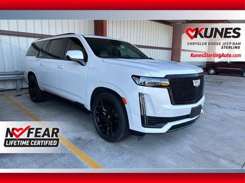 Used 2023 Cadillac Escalade ESV Sport Platinum w/ LPO, ONYX Package AWD/4WD image 1