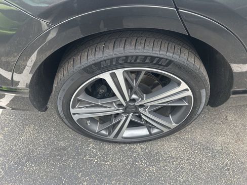 New 2025 Genesis GV80 3.5T e-SC image 5