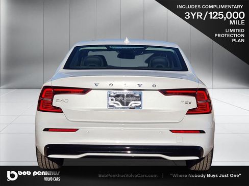 Used 2025 Volvo S60 T8 Plus image 25