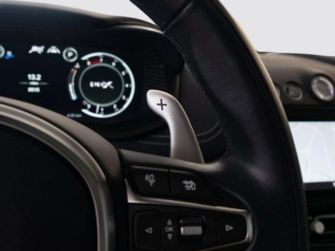 Used 2023 Aston Martin DBX AWD/4WD image 30