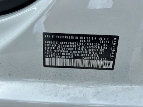 New 2025 Volkswagen Jetta SE image 30