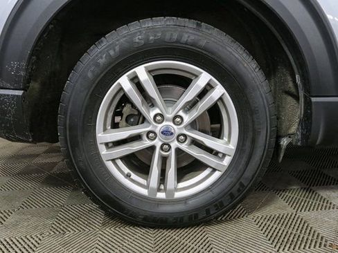 Used 2023 Ford Explorer XLT w/ Equipment Group 202A image 16