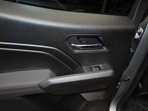 Used 2026 Chevrolet Colorado Z71 w/ Technology Package AWD/4WD image 22