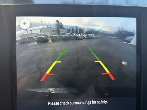 Used 2024 Ford Edge Titanium image 28