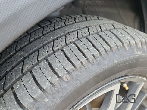 Used 2021 Subaru Crosstrek Hybrid w/ Popular Package #3 image 11