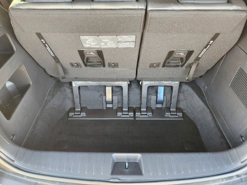 New 2026 Kia Carnival SX Prestige image 24