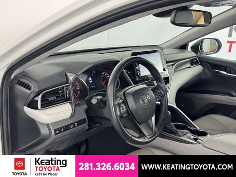 Used 2024 Toyota Camry XSE FWD image 13