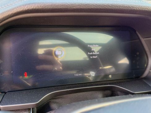 Used 2025 Jeep Grand Cherokee L Limited w/ Black Appearance Package image 2