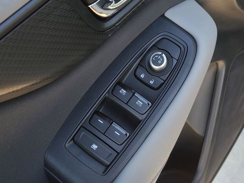 Certified 2025 Subaru Outback Premium image 19