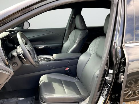 Used 2024 Lexus RX 350 FWD w/ Technology Package image 16