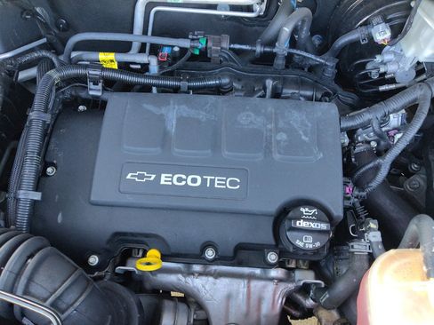 Used 2020 Chevrolet Trax LS FWD image 30
