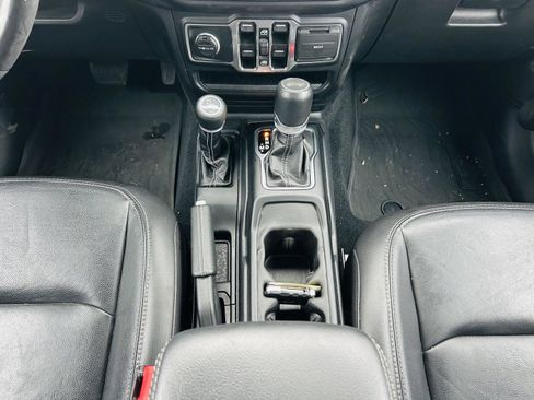 Used 2023 Jeep Wrangler Sahara w/ LED Lighting Group image 21