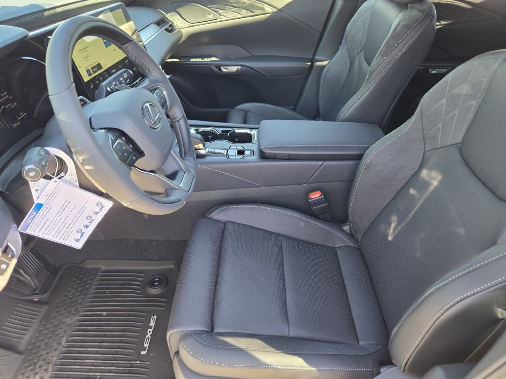 New 2026 Lexus RX 350 AWD w/ Convenience Package image 10