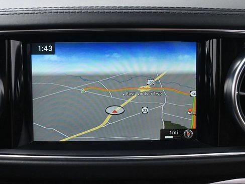 Used 2018 Mercedes-Benz SL 550 image 22