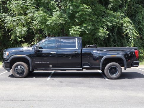 Used 2023 GMC Sierra 3500 Denali w/ Denali Ultimate Package AWD/4WD image 6