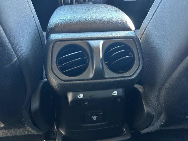 Used 2024 Jeep Wrangler Unlimited Rubicon 4xe AWD/4WD image 16