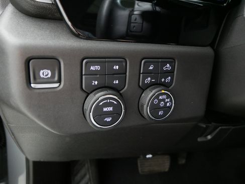 Used 2025 Chevrolet Silverado 1500 LT Trail Boss w/ LT Trail Boss Premium Package image 26