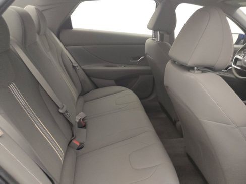Used 2024 Hyundai Elantra SEL FWD image 19