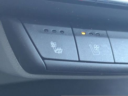 Used 2019 Cadillac XT4 Premium Luxury image 23