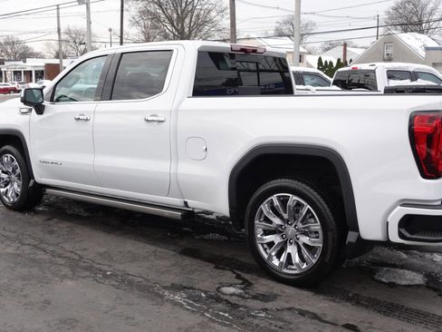 Used 2024 GMC Sierra 1500 Denali w/ Denali Reserve Package AWD/4WD image 3