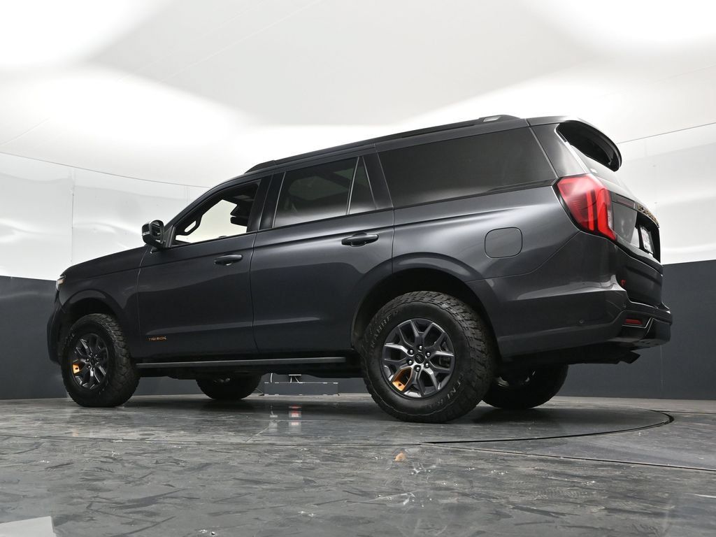 Used 2025 Ford Expedition Tremor AWD/4WD image 61