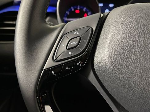 Certified 2021 Toyota C-HR XLE image 26