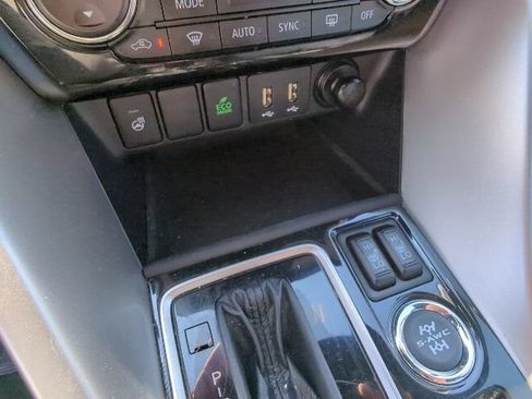 Used 2025 Mitsubishi Eclipse Cross SE AWD/4WD image 19