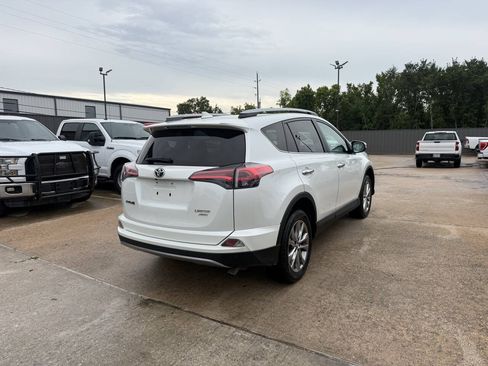 Used 2017 Toyota RAV4 Limited w/ Carpet Mat Package AWD/4WD image 5