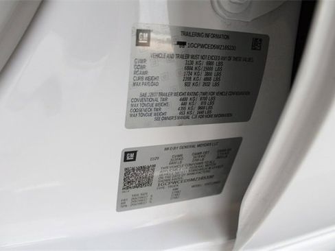 Used 2021 Chevrolet Silverado 1500 LT image 27