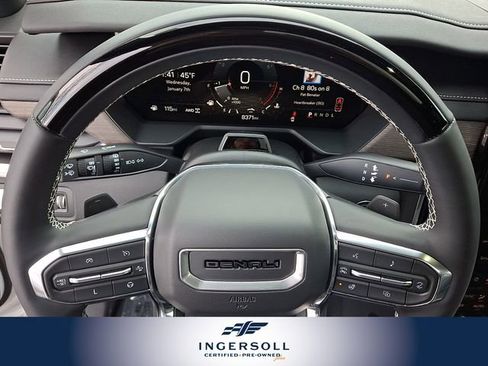 Used 2024 GMC Acadia Denali w/ Super Cruise Package image 24