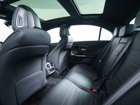 Used 2023 Mercedes-Benz C 300 4MATIC Sedan image 36