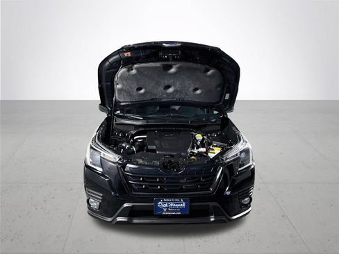 Used 2023 Subaru Forester Premium AWD/4WD image 22