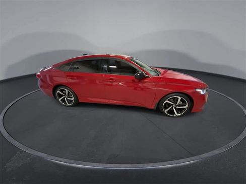 Used 2022 Honda Accord Sport image 9