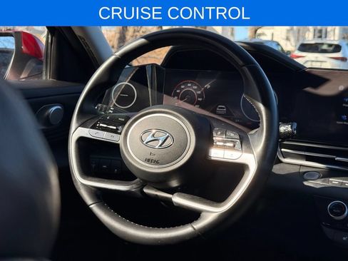 Used 2023 Hyundai Elantra Limited FWD image 9