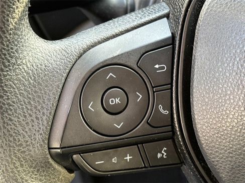 Used 2019 Toyota RAV4 LE image 24