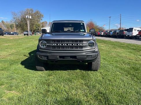 Used 2022 Ford Bronco 4-Door image 2
