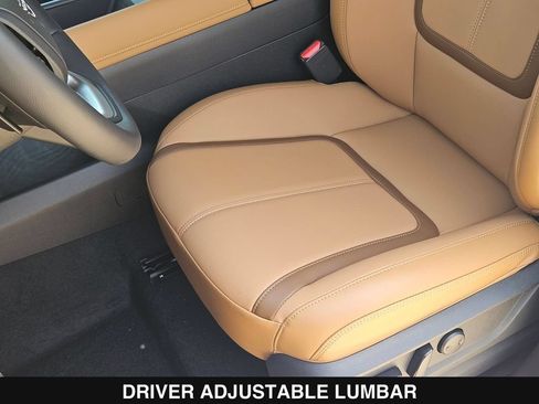 New 2026 Nissan Armada SL w/ Captain's Chari Seat Package AWD/4WD image 16