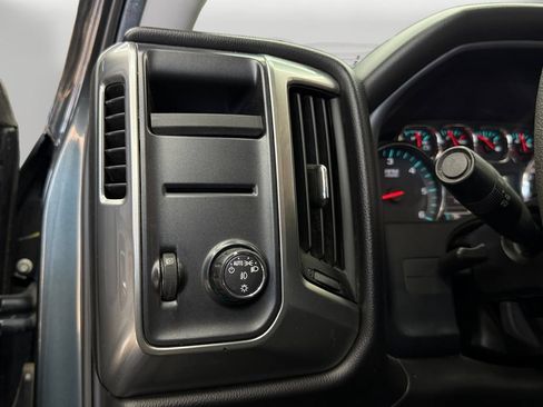 Used 2017 Chevrolet Silverado 1500 LT w/ All Star Edition RWD image 17