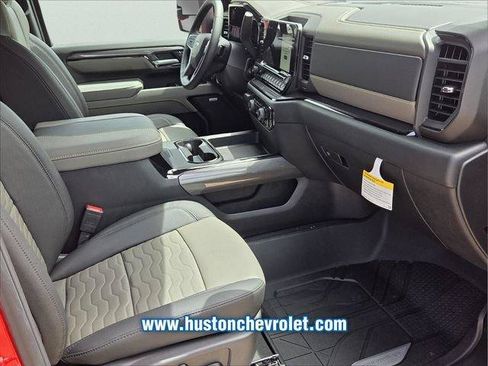 New 2026 Chevrolet Silverado 2500 ZR2 w/ LPO, Dark Essentials Package AWD/4WD image 18