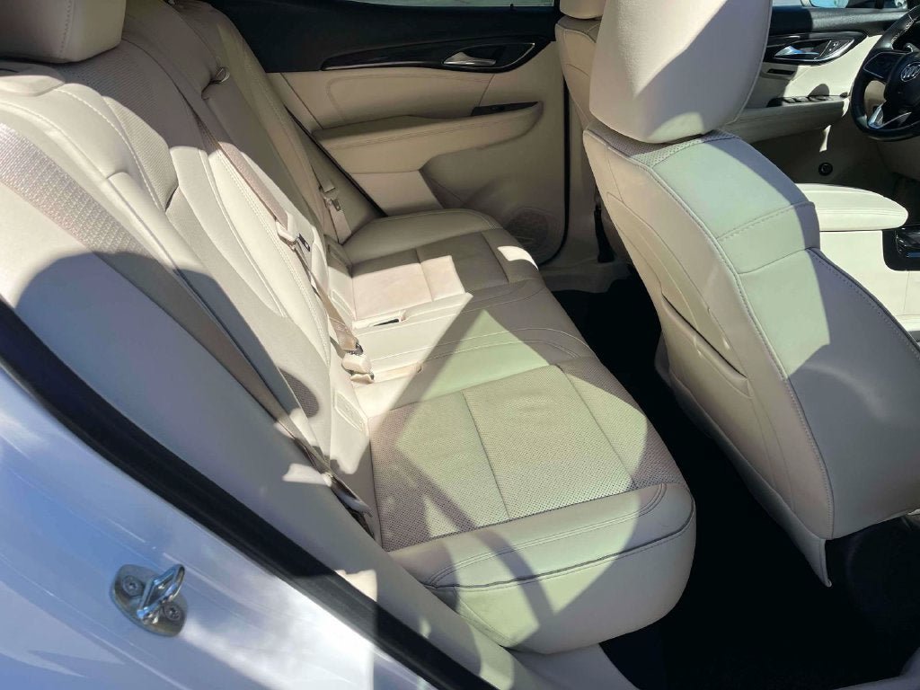 Used 2023 Buick Envision Essence FWD image 20