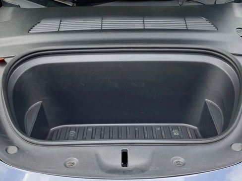 Used 2022 Tesla Model Y Performance AWD/4WD image 14