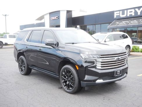 Used 2023 Chevrolet Tahoe High Country AWD/4WD image 3