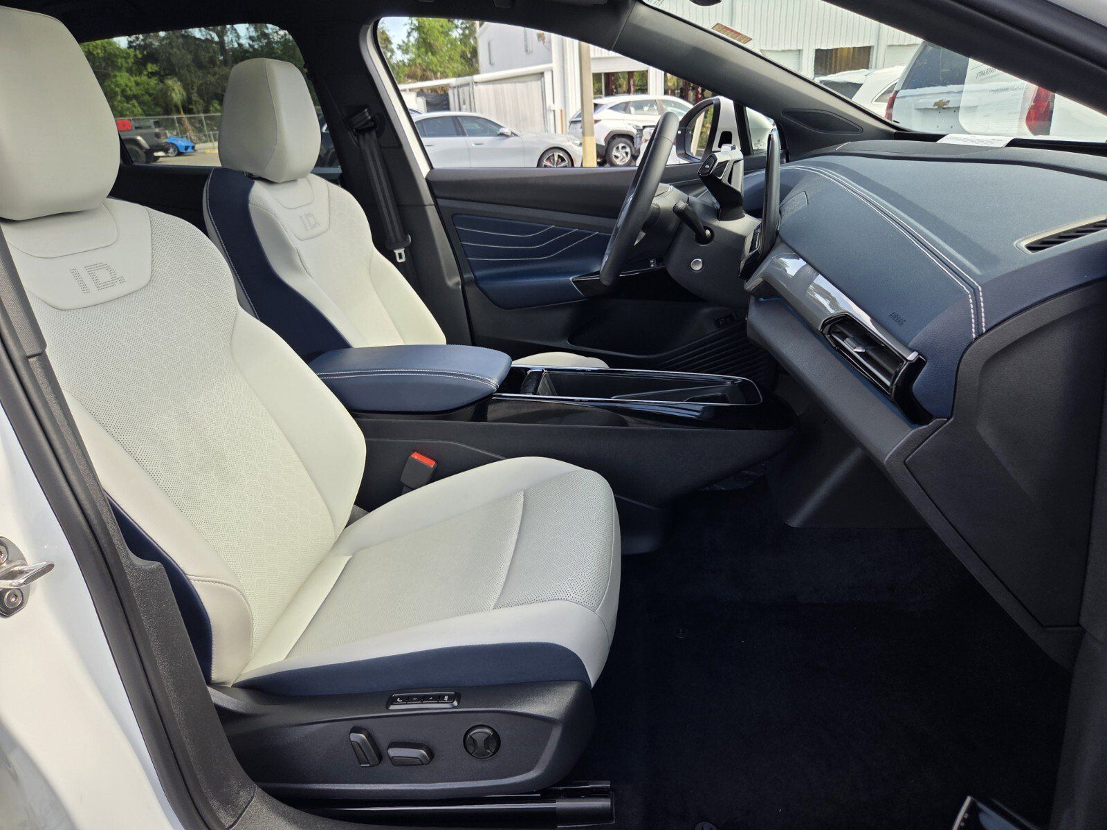 Used 2024 Volkswagen ID.4 S RWD image 17