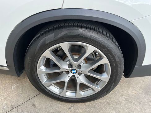 Used 2020 BMW X5 xDrive40i w/ Premium Package AWD/4WD image 9